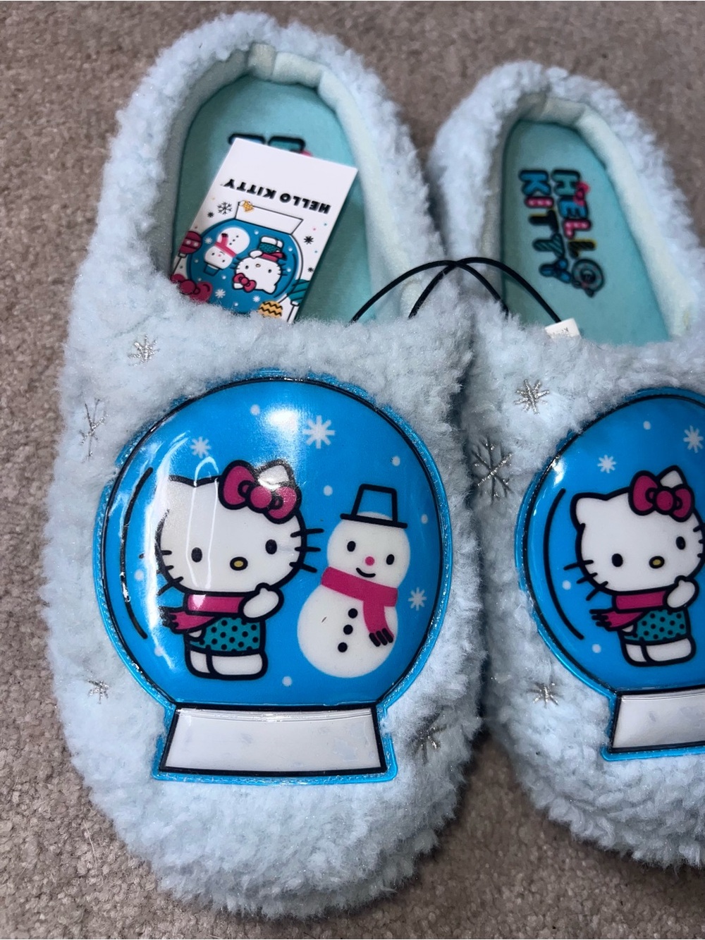 Hello Kitty Pastel Blue Plush Indoor Slippers - Picture 2 of 11